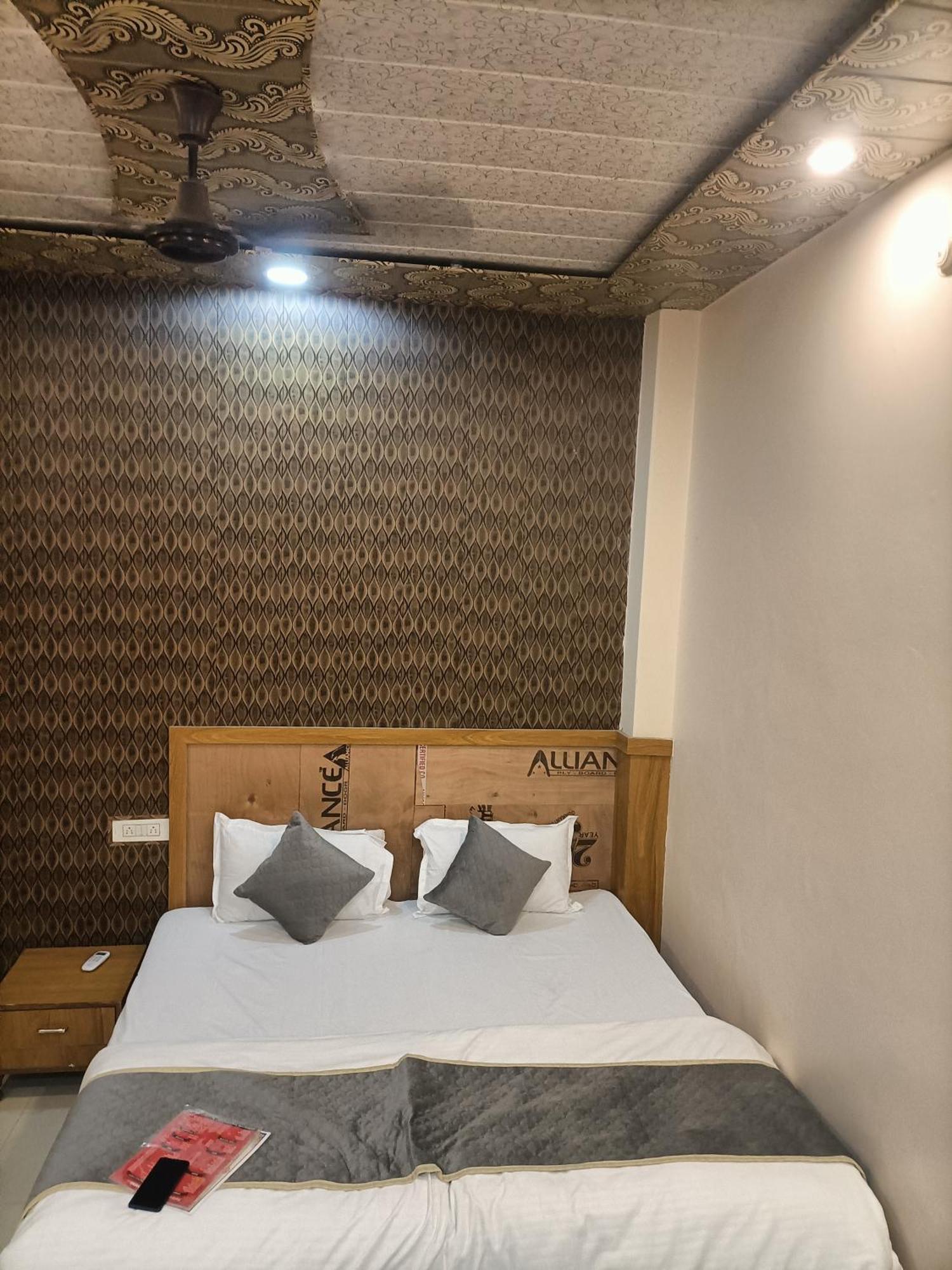 Hotel Picasso Prime Location 2*