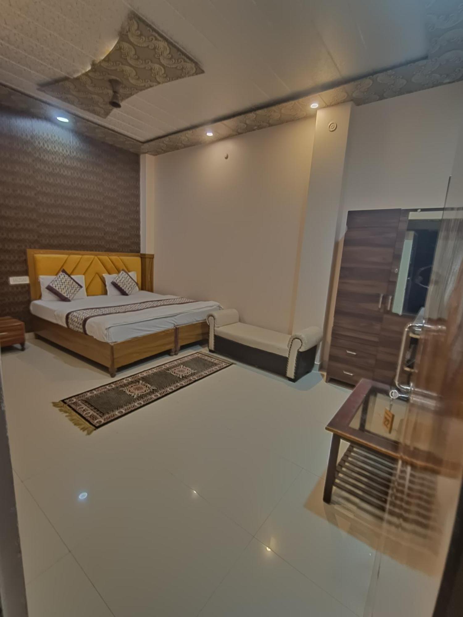 Picasso Prime Location 2* Varanasi