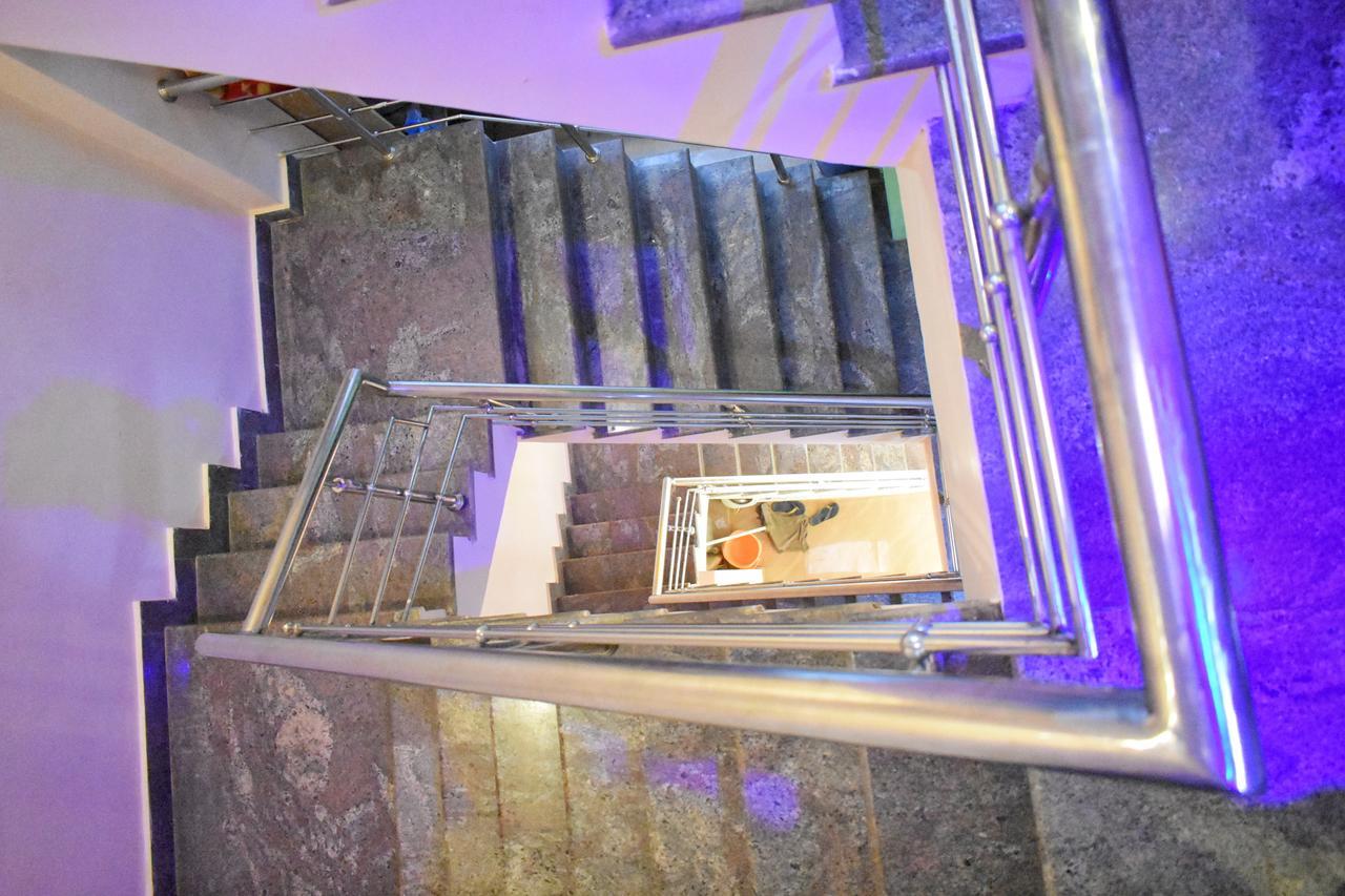 Picasso Prime Location 2*